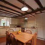 بيت للعطل 3 Bed In Cockermouth Oc-sz419 *